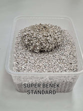 Завантажте зображення у програму перегляду галереї Super Benek® (Супер Бенек®) Бентонітовий Стандартний суперпреміум наповнювач для котячого туалету - натуральний
